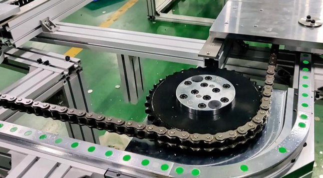 按輸送機結構形式不同，類型有哪些？